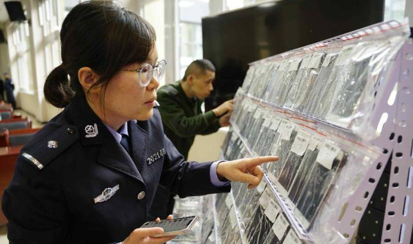 上千部丢失的手机 西安铁路警方喊你来拿