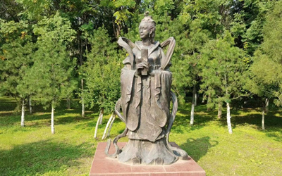 华商头条|咸阳丝路公园雕塑——古丝绸之路的历史缩影
