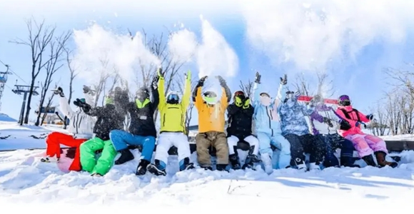 华商头条|2023-2024欢乐冰雪旅游季启动