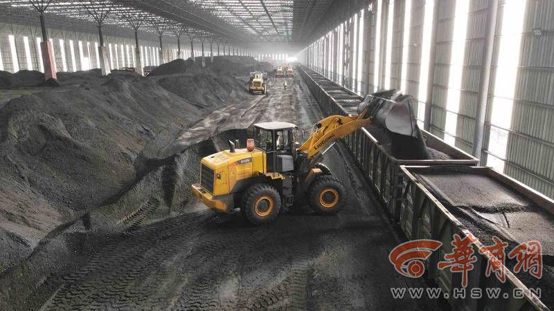 西安铁路局2023年货物发送量突破3亿吨开云彩票(图3)