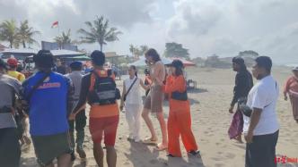 卡琳娜讲述仲尼巴厘岛溺水时刻：我想帮他 但海浪将我们分开