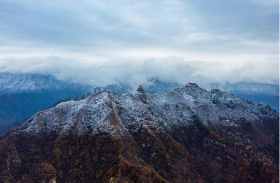 华商头条|2023年初雪驾到，终南山·南五台惊艳来袭！
