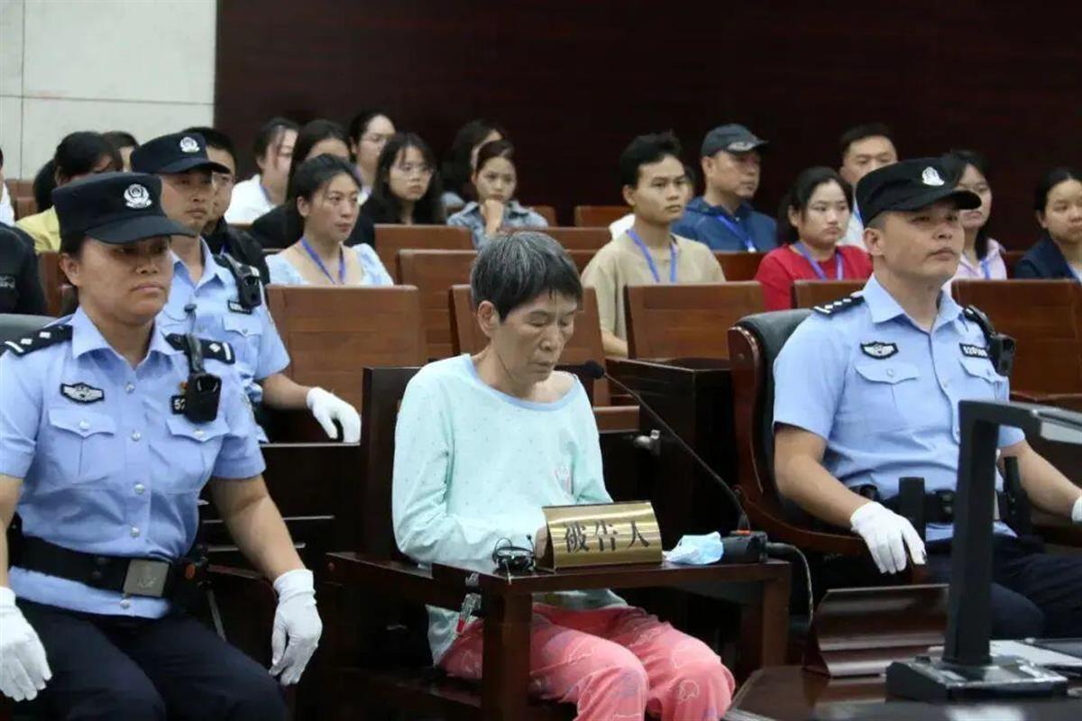 华商头条|余华英拐卖儿童案将于11月28日二审 被告人一审被判死刑