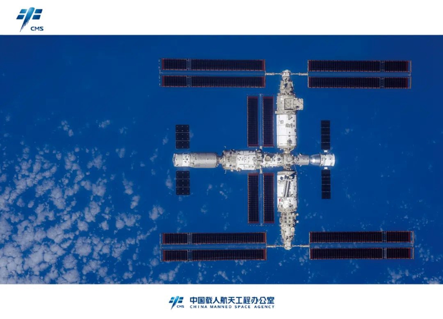 中国空间站的第一组高清“全家福”如何诞生？