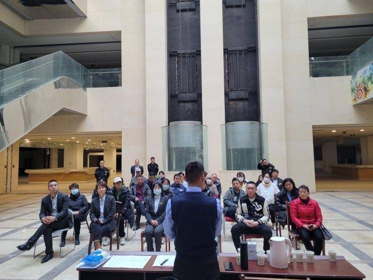 108坊故事|东大院社区举行消防安全演练培训