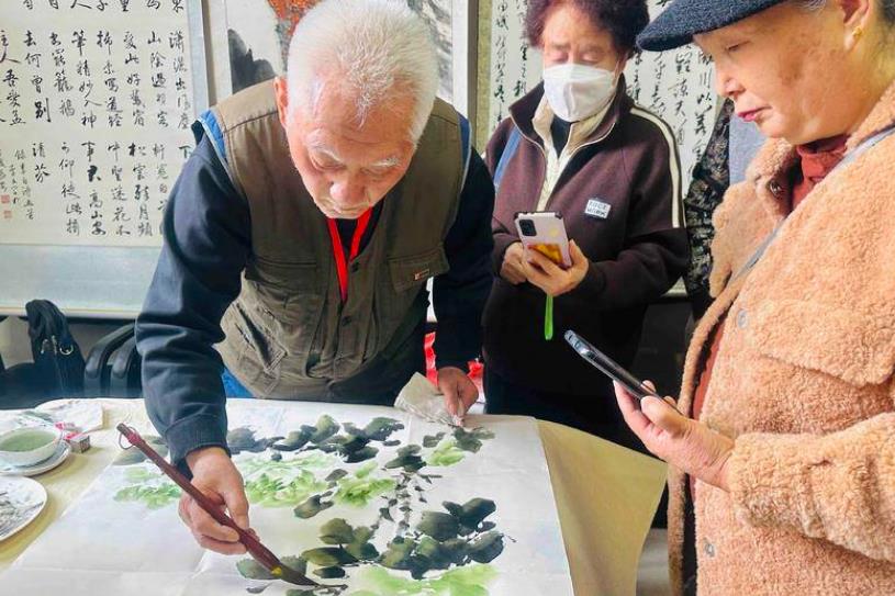 退休后上老年大学 83岁老人收获别样生活