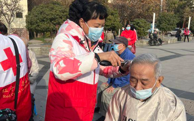 108坊故事|姐妹俩组建起社区志愿服务队 5年开展活动上百场