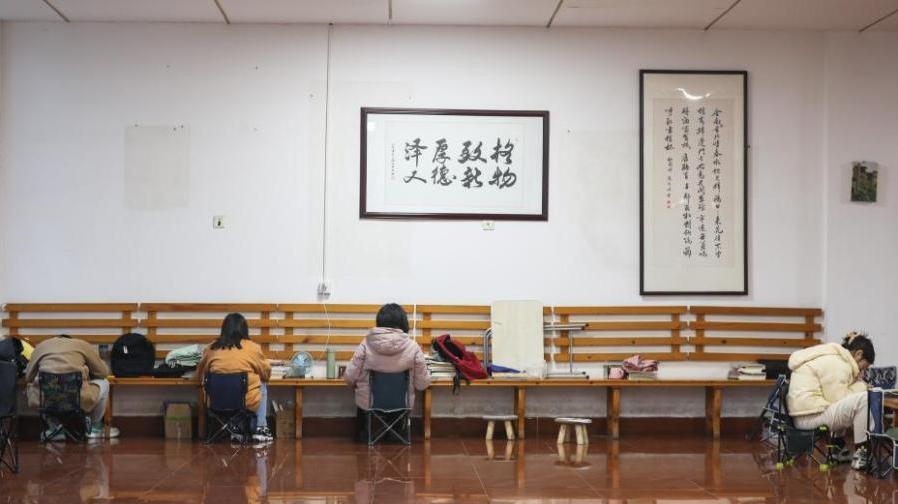 多所高校明确对研究生不予安排住宿，合理吗？