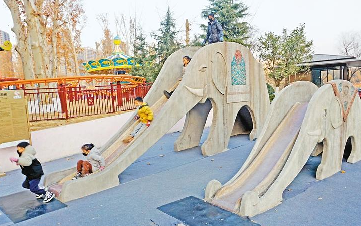 童年的“大象” 你还记得吗？兴庆宫公园大象滑梯重新投入使用