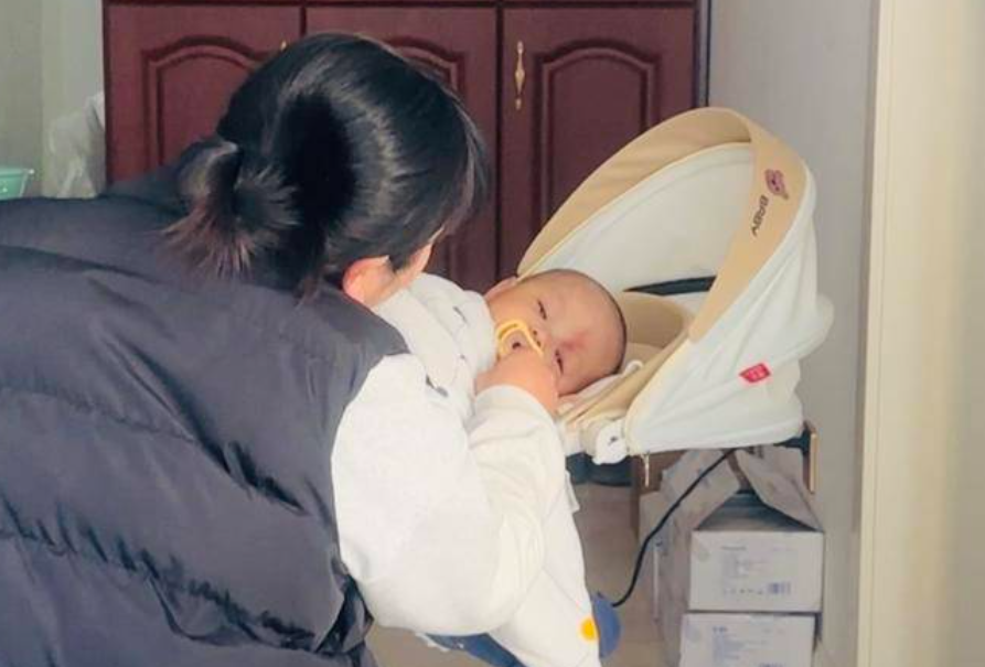 出生1个月被查出恶性肿瘤 陕西这个宝宝还想再看看世界