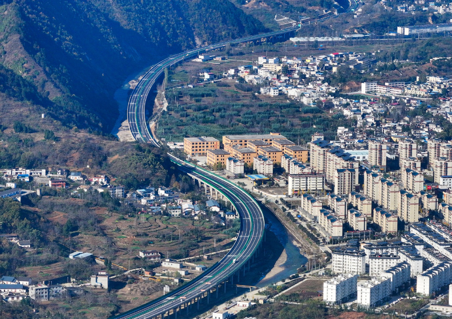 丹宁高速公路丹凤至山阳段建成通车 商南山阳通行可省40分钟