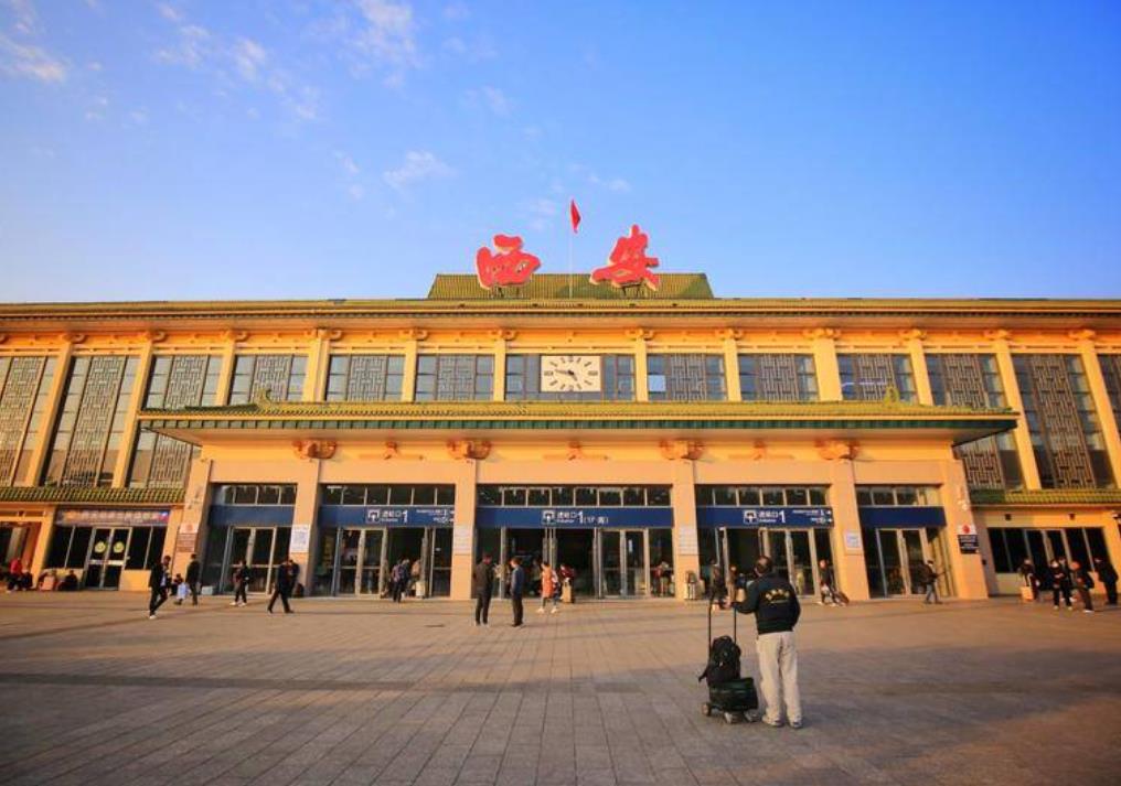 元旦小长假陕西铁路预计发送旅客182万人次西安铁路局预计共加开旅客列车219趟
