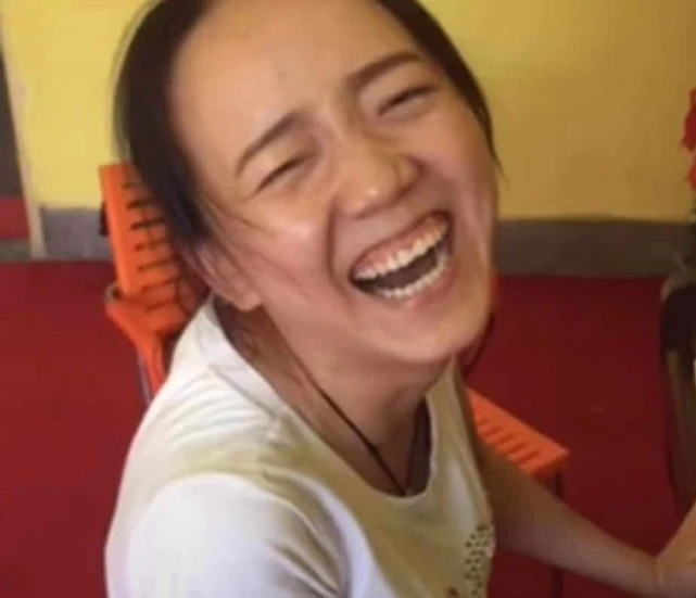华商头条|魔性笑声表情包原型是谁？在钢琴旁边笑了9年的女孩来自宝鸡