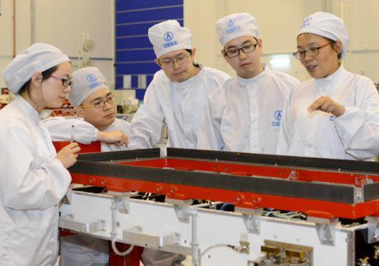 天舟七号成功发射 五院西安分院升级版中继终端搭建通信“天路”
