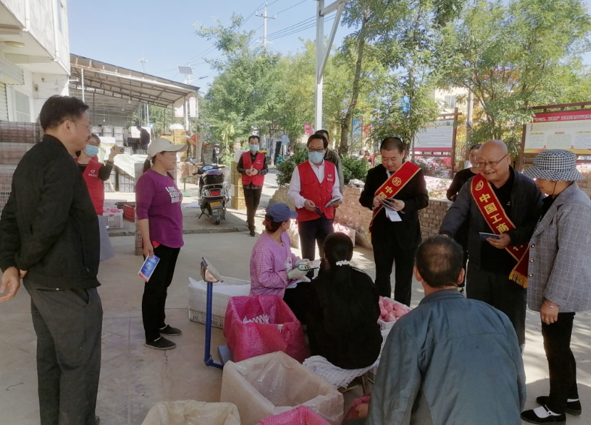 uqOpHwjockw1bMjU.png image.png