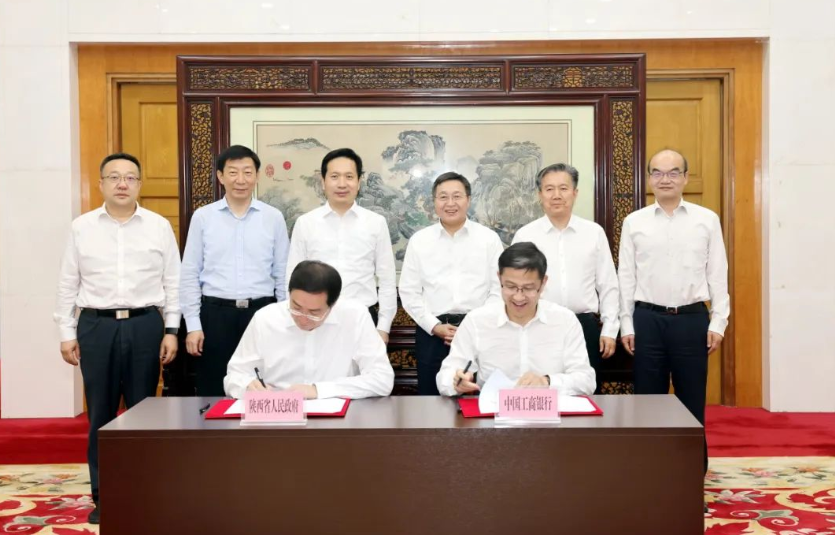 pJiqjsWoFAyAauVN.png image.png