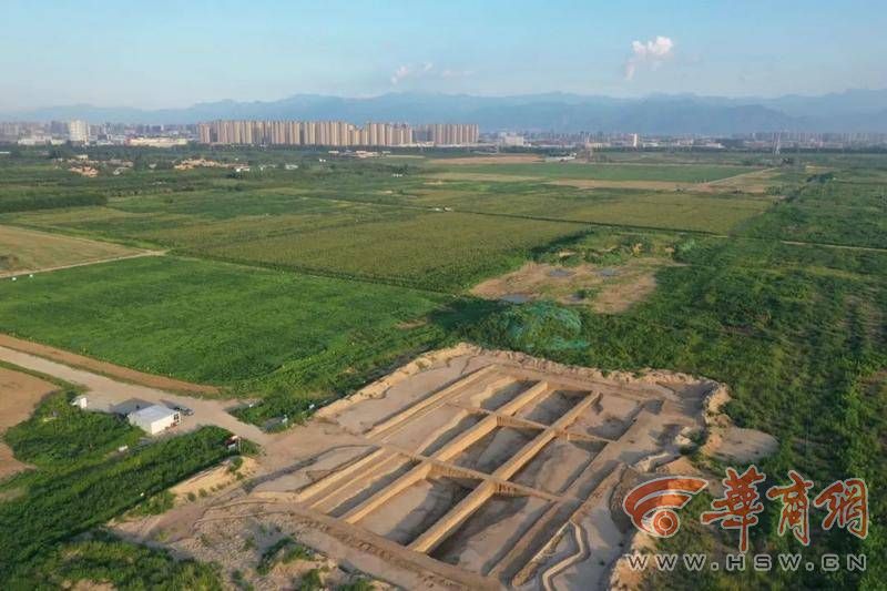 图9 六号地点（西北-东南）漕渠与昆明池出水口交汇处.jpg