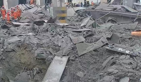 江苏海安一工厂今天凌晨发生爆炸 有人员伤亡