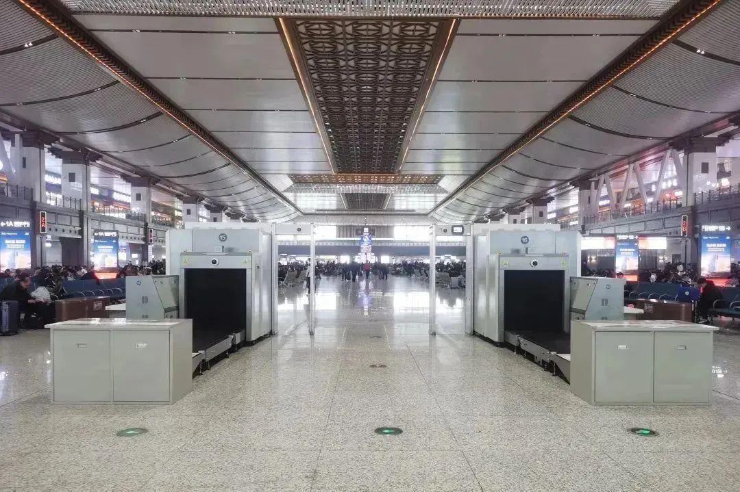 即日起 乘坐这些列车需进行二次安检-头条关注_国企党建