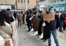 直击广州"制衣村"招工潮：老板列队招工 开出700元日薪