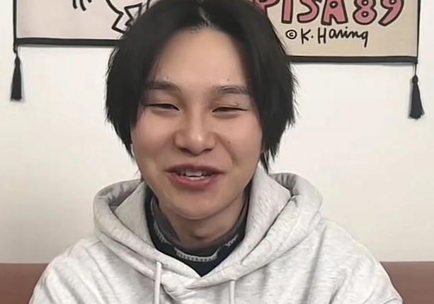 “00后被隐瞒亿万家产”上热搜 当事人：工作后月薪4千