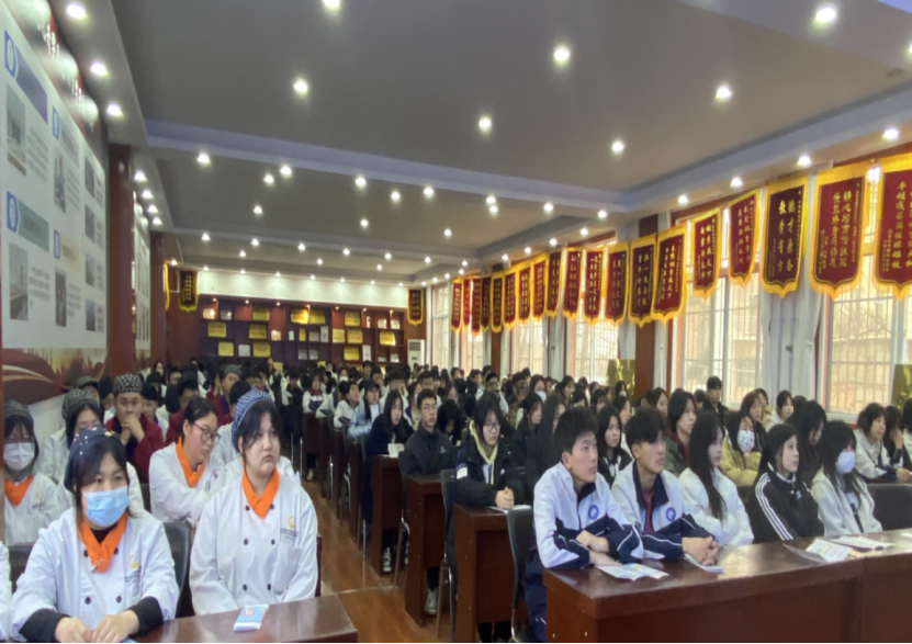 工行西安纺织城支行走进校园进行反电信诈骗宣传暨警示教育活动