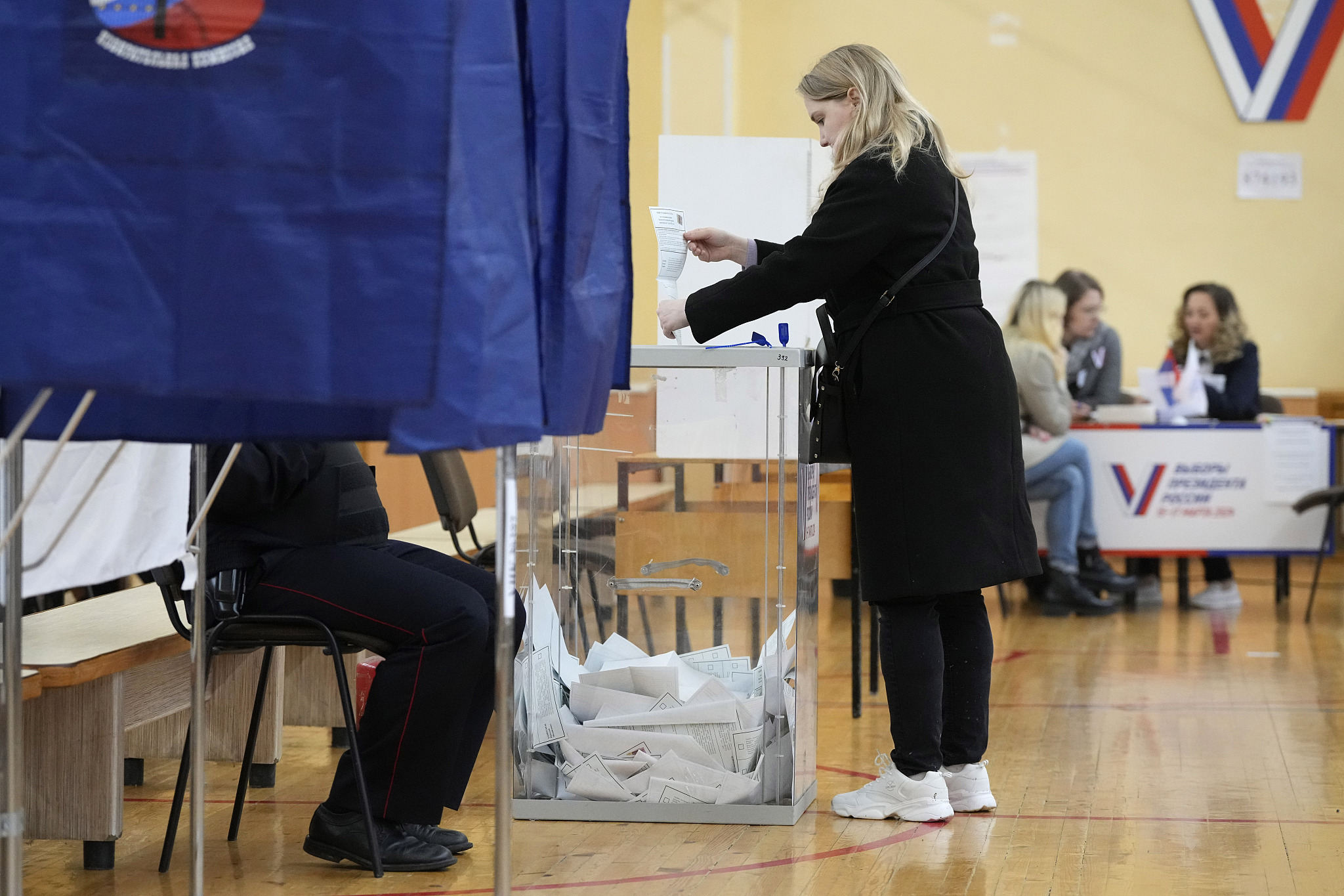 俄总统选举选票已统计60.01% 普京得票率为87.26%