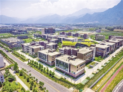 华商头条|产业先行托起未来理想城 丝路科学城已聚集企业近4000家