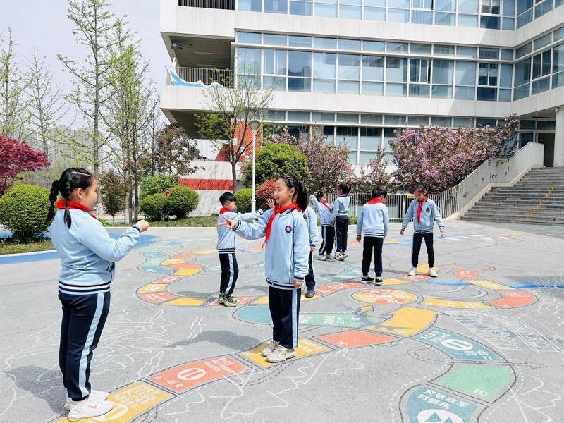 基础教育“十二严禁”来了，怎么看？怎么做？