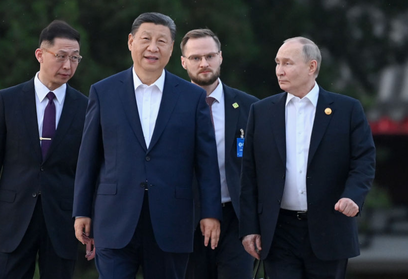 华商头条|习近平同俄罗斯总统普京在中南海小范围会晤