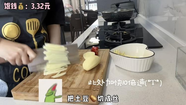 “存够10万靠利息生活”引热议 质疑与好奇并存，是否有借鉴意义？