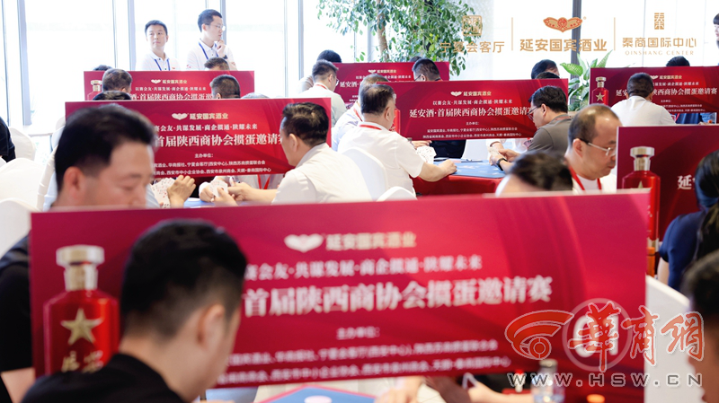 WPGOLE5AECMoA1hA.png image.png