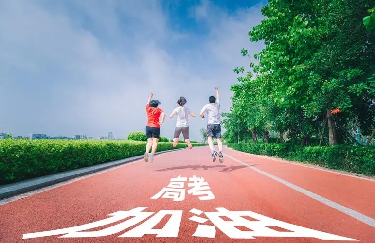 华商头条|提供送考服务、减少噪声污染…陕西：全力营造安心考试环境