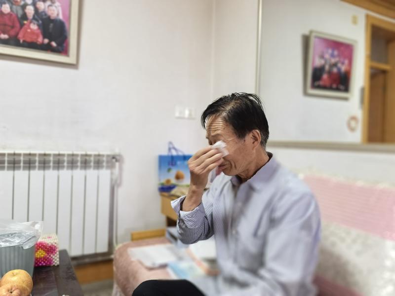 不思量，自难忘！西安73岁老人怀念亡妻 写下4万多字记录50多年婚姻点滴