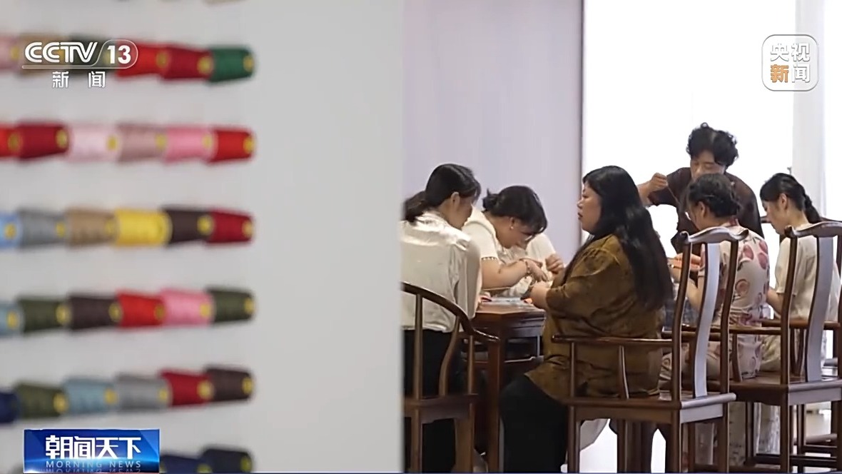 端午佳节话非遗丨从"手艺人"到"守艺人" 非遗传承如何不"断更"?