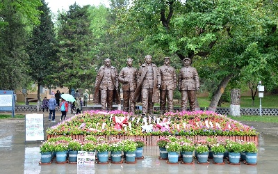 华商头条|枣园游记