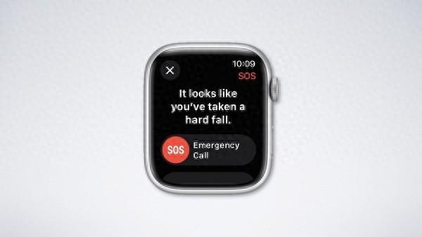 知名导演吐槽Apple Watch“假摔”警告：我还好好的