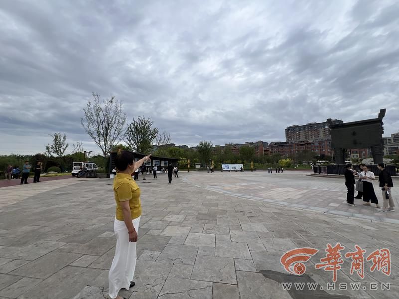 5ec7ff151aa089ace01c25f5933d3c2.jpg