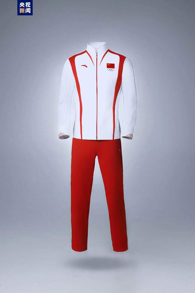 巴黎奥运会中国体育代表团领奖服发布