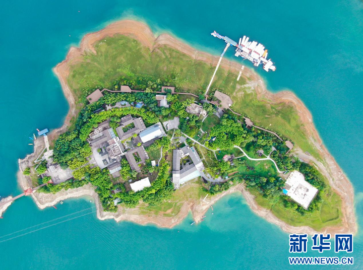 瀛湖风景区翠屏岛(6月21日摄,无人机照片) 新华社记者 蔡湘鑫 摄
