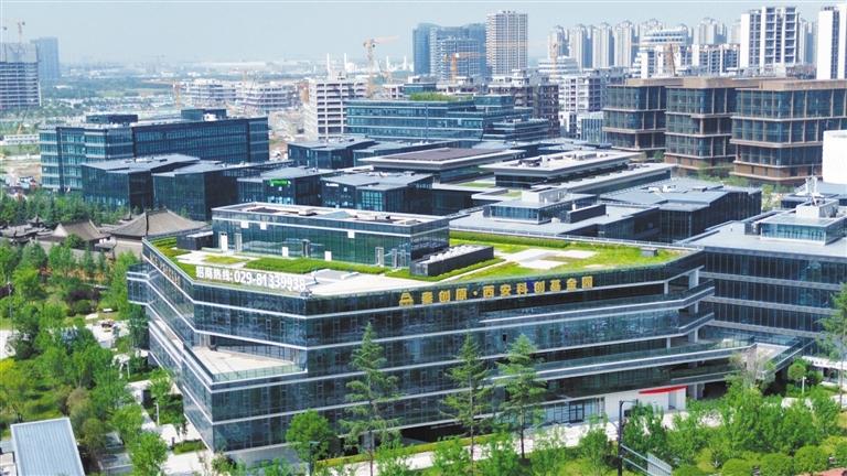 华商头条|创新潮涌 千帆向“新”！西安“双中心”建设激扬活力