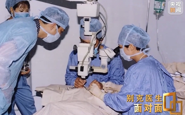 26年接诊超20万名患者 哈萨克斯坦医生为何以中国为家