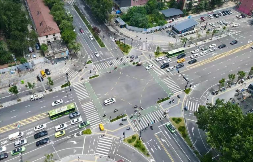 西安咸宁路明光路微改造完成 通行效率提升