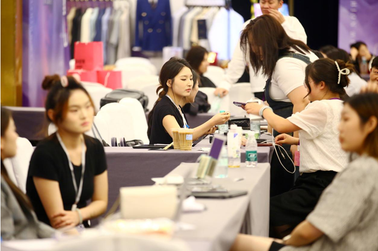 74qXEK5BKx3pd5Eo.png image.png