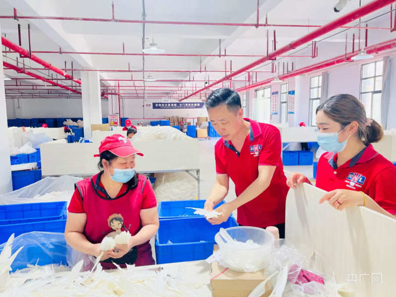 供不应“球”？涨幅达20％－30%羽毛球涨价的背后(图4)