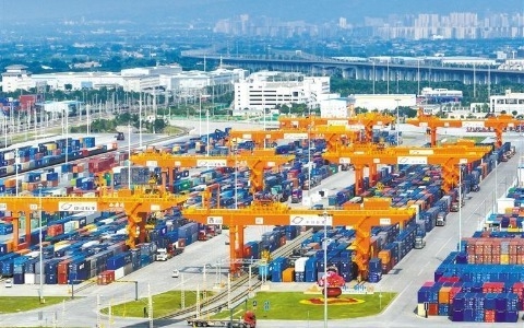 华商头条|陕西：“后卫”变“前锋” 向西开放活力奔涌