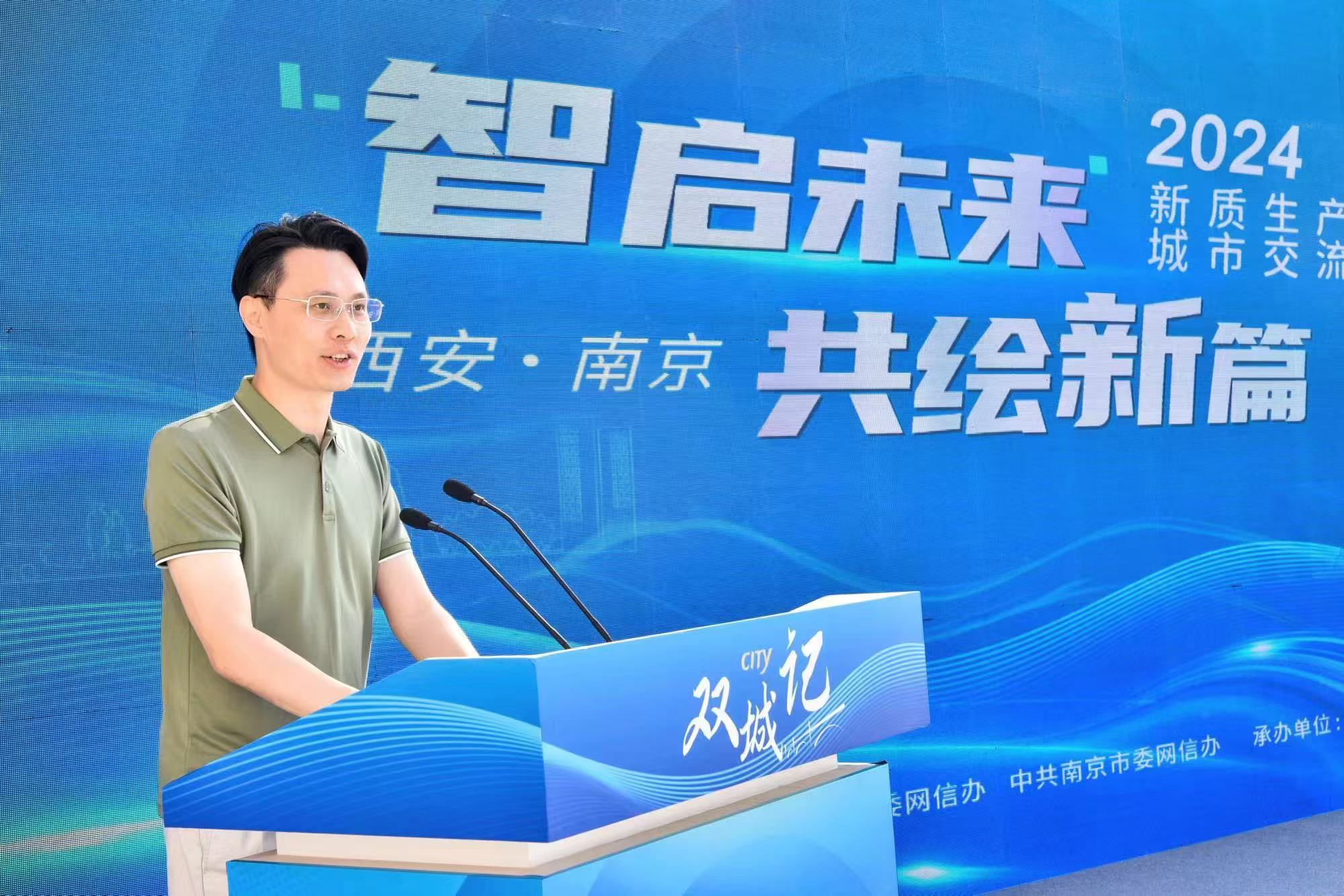 kqwQTg9lINdQGu7U.jpg b1b9796fc87d5165200b21fd10db4fb.jpg