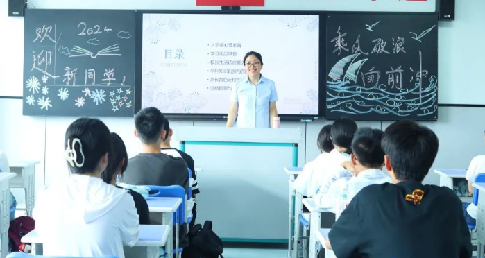 华商头条|你所期待的高中生活，都在这所学校里！