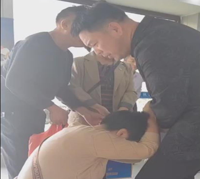 华商头条|失控轿车司机家属欲跪谢“白车侠”　杜志军决定捐出万元奖金