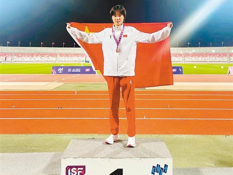 世界中學生運動會西安姑娘梁莫嫆斬獲一金一銅 